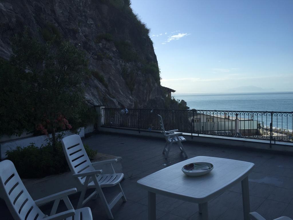 Апартаменти Amalfi Coast Emotions В'єтрі Екстер'єр фото